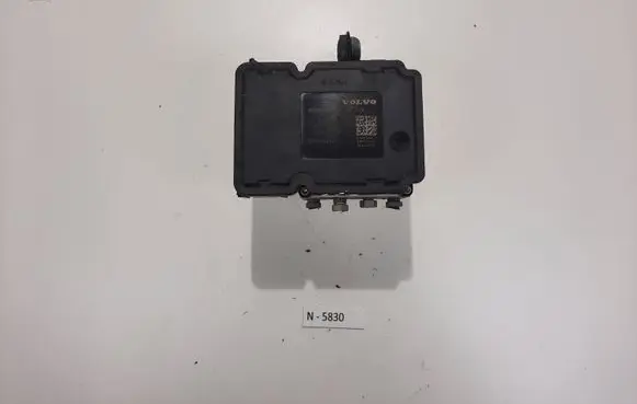 Volvo V40 ABS Pump 31423315