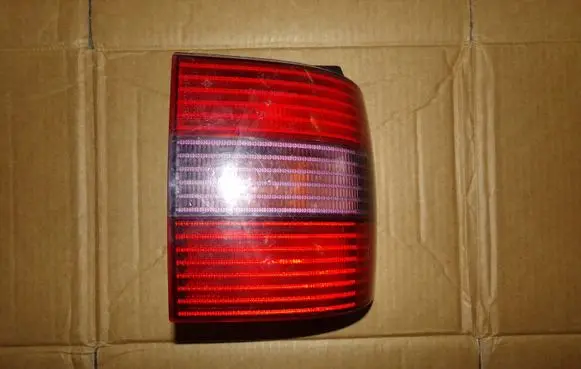 Volkswagen PASSAT B4 Rear/tail lights