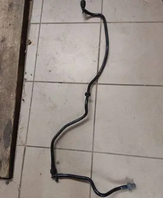 Mercedes-Benz GLE (W166 - C292) Vacuum line/pipe/hose A1664300529