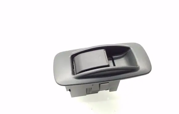 Toyota Corolla Verso E121 Electric window control switch 848010F030