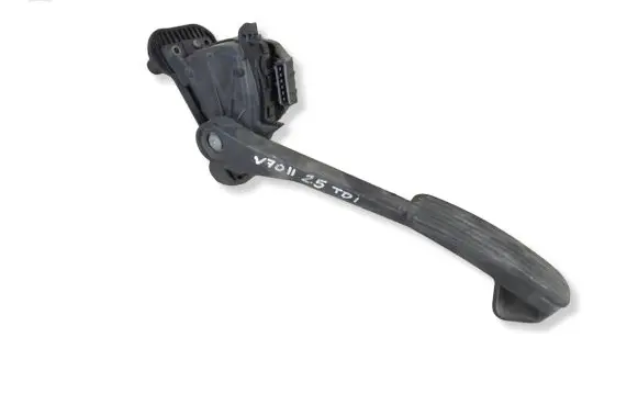 Volvo V70 Accelerator throttle pedal 9496822 C340 AKG