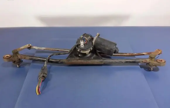 Hyundai Sonata Front wiper linkage and motor