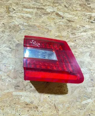 Mercedes-Benz E W212 Tailgate rear/tail lights A055364