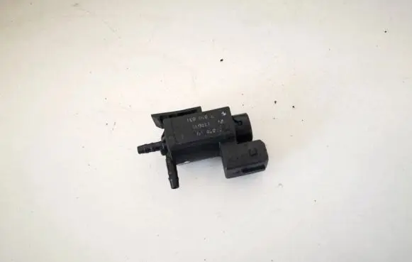 BMW 5 GT F07 Turbo solenoid valve 7810831