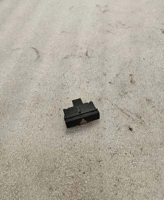 Audi A6 S6 C6 4F Hazard light switch 4F0941509 9751216