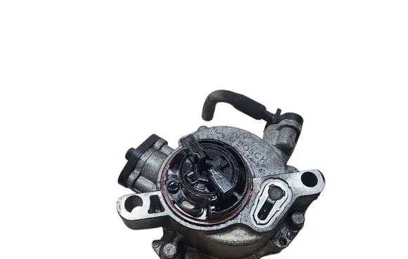Volvo V60 Vacuum pump 9804021880