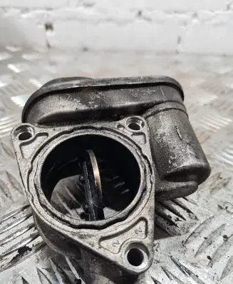 Audi A8 S8 D3 4E Throttle valve 057128063