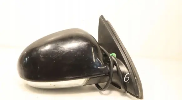 Volkswagen Jetta V Front door electric wing mirror E1010836