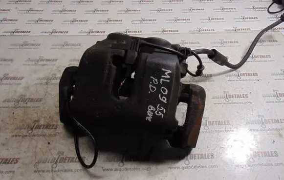 Mercedes-Benz GL X164 Front brake caliper