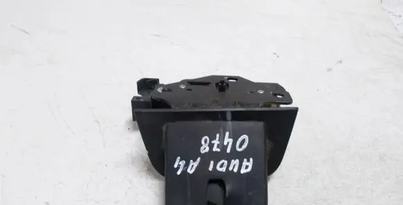 Audi A4 S4 B7 8E 8H Tailgate/trunk/boot lock/catch/latch 8P4827505B