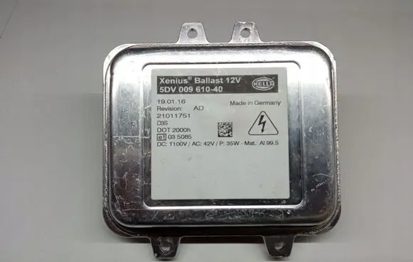 Volkswagen Golf VII Headlight ballast module Xenon 5DV00961040Audi