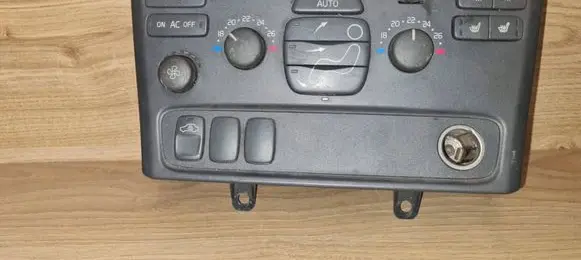 Volvo S80 Climate control unit 9496811