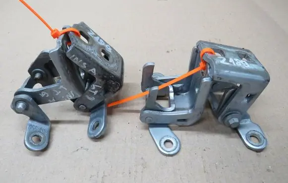 Opel Insignia A Rear door hinge set 