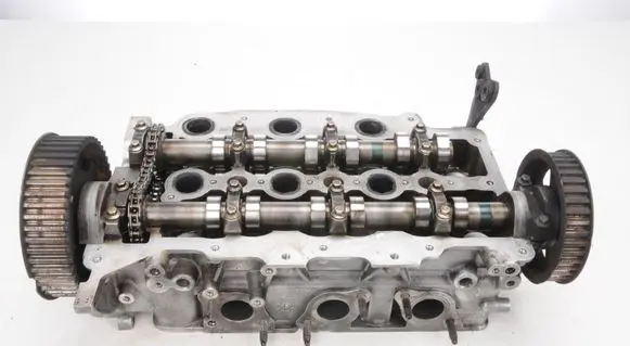 Jaguar XJ X350 Engine head PM4R8Q-6C064
