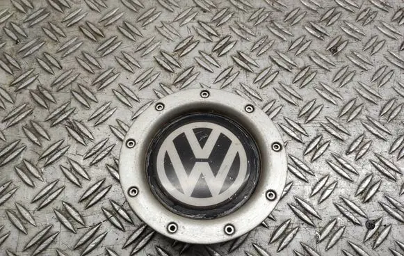 Volkswagen Phaeton R19 wheel hub/cap/trim 