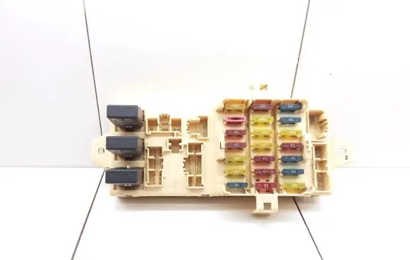 Subaru Legacy Fuse module