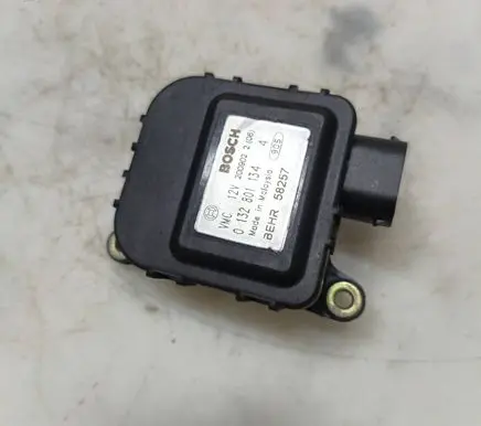 Opel Zafira A Air flap motor/actuator 0132801134 200902 58257