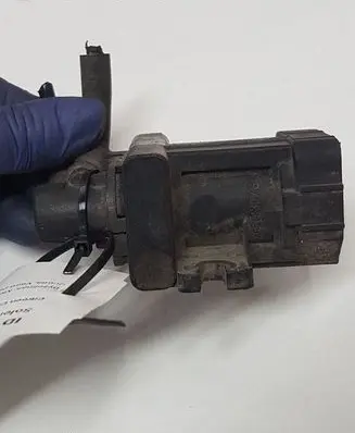 Citroen C5 Turbo solenoid valve 9660693180