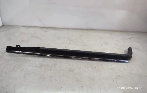 Chrysler Grand Voyager V Sliding door middle rail 