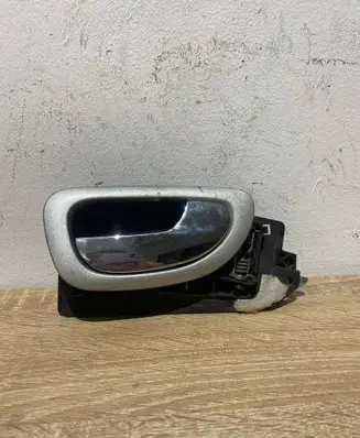 Peugeot 307 Front door interior handle 9643604477