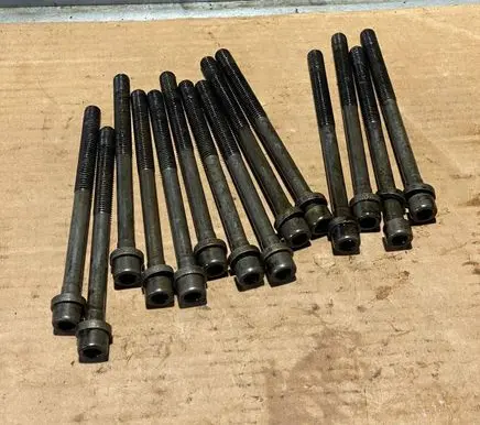 SsangYong Chairman W Cylinder head bolts 