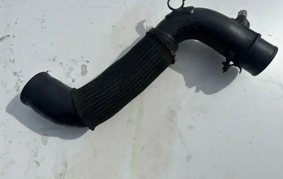 Lexus IS 220D-250-350 Intercooler hose/pipe 1730326130 1730926010