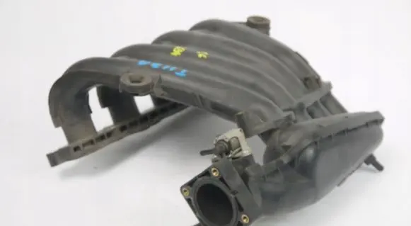 Nissan Tiida C11 Intake manifold