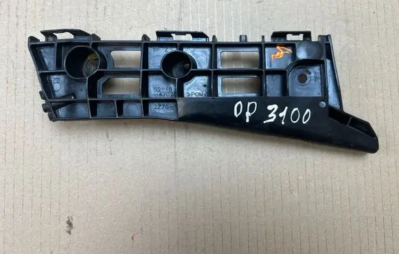 Toyota Prius (XW30) Front bumper mounting bracket 5211547020