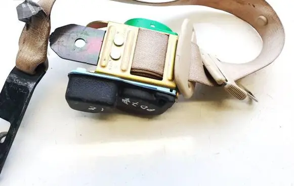 Cadillac CTS Front seatbelt 19128 2572550707803