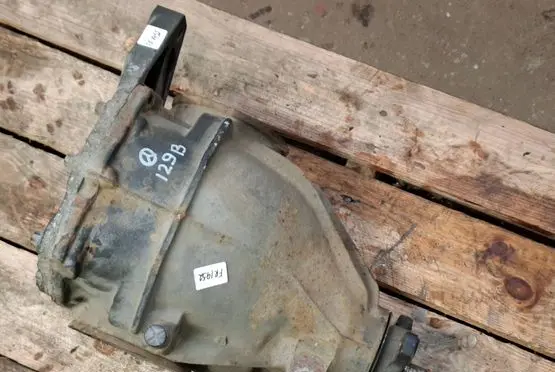 Mercedes-Benz CLK A209 C209 Rear differential 2103513008