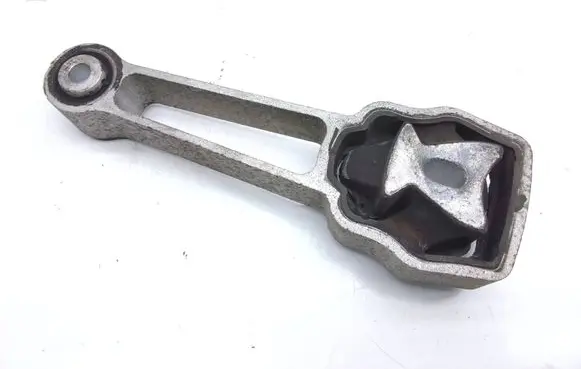 Volvo V60 Engine mount bracket 30793322