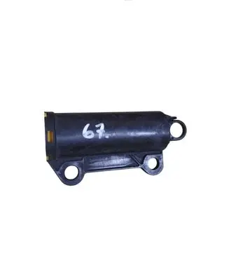 Honda CR-V Glove box lock 