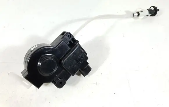 Lexus GS 300 350 430 450H Fuel cap flap release cable 77030-30140