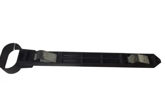 Headlight/headlamp mounting bracket