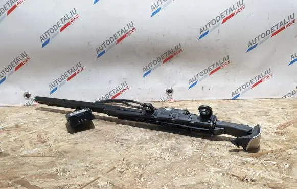 BMW 4 F32 F33 Seat belt height adjuster 7307915 9273584