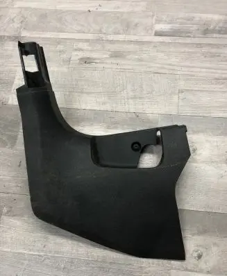Foot area side trim