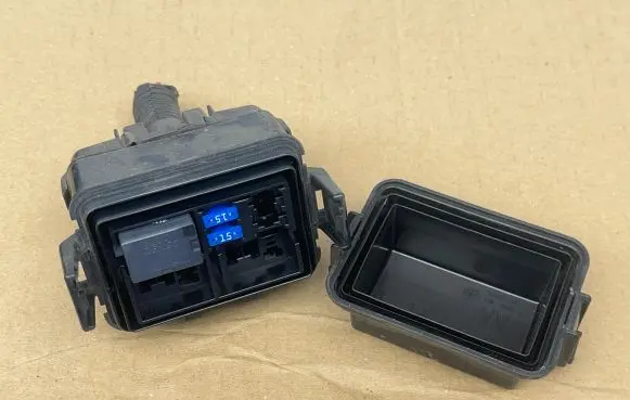 Honda Insight Fuse module 9960MA1