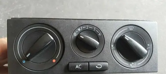 Volkswagen Polo III 6N 6N2 6NF Climate control unit 1J0820045F