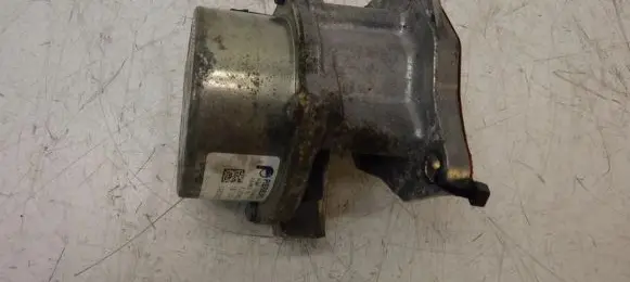Mercedes-Benz A W177 Vacuum pump 146502327R