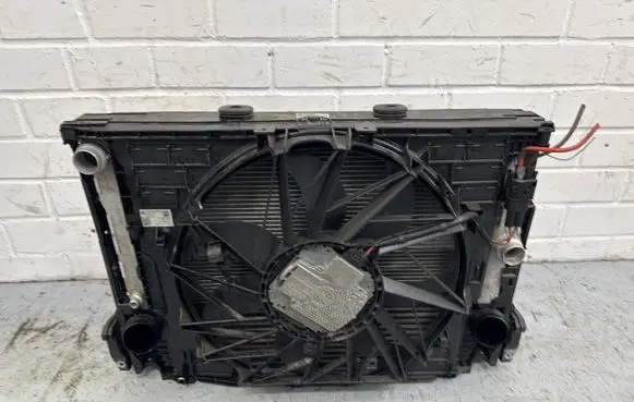 BMW 5 F10 F11 Radiator set 7633273 8509171 A41653109