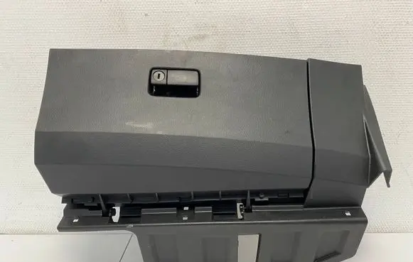 Nissan Murano Z50 Glove box 68108CA000 K10481