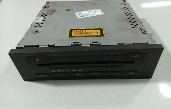 Audi A3 S3 8P CD/DVD changer 8E0035111