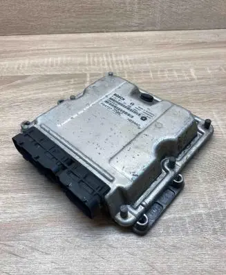 Chrysler Grand Voyager IV Engine control unit/module ECU P04727770AC 0281011281 HB5AA0