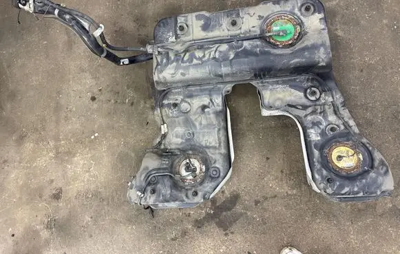 Audi A8 S8 D4 4H Fuel tank 4H0201021CG 002711 1000017794A