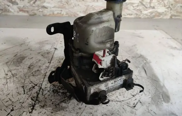Dacia Logan II Power steering pump 491102583R