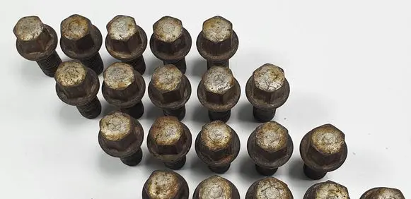 Mercedes-Benz E W212 Nuts/bolts 