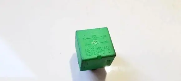 Peugeot 806 Other relay 12v25a03601