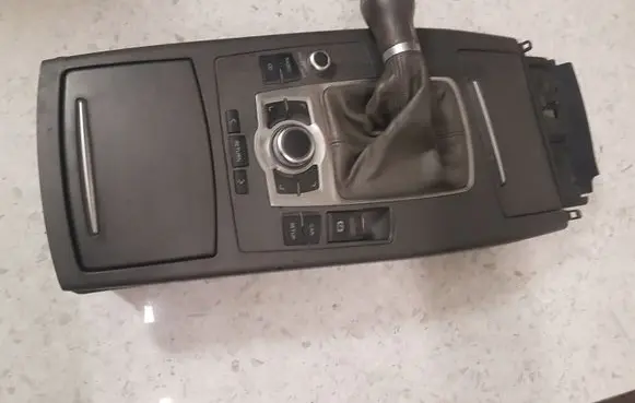 Audi A6 S6 C6 4F Center console 4F2864261 4F28625336PS