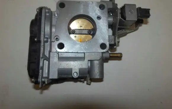 Honda Civic IX Throttle valve GME2D