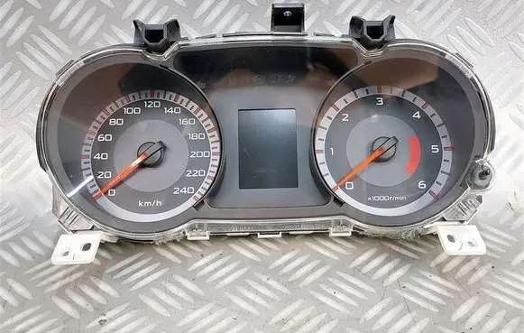 Mitsubishi Outlander Speedometer (instrument cluster) 8100A115